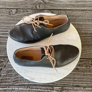 Butter Soft Leather Lace Up Boyfriend Oxfords